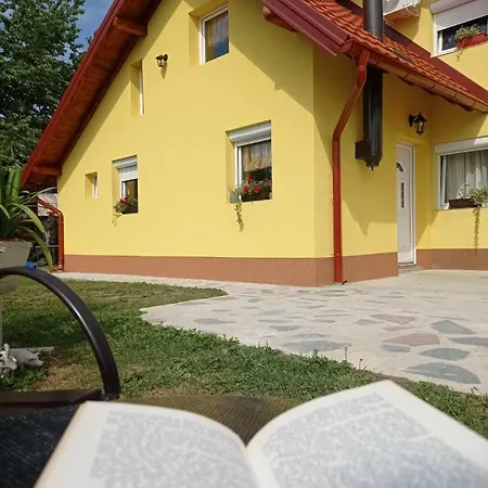 Njih Tri Jelova Gora *