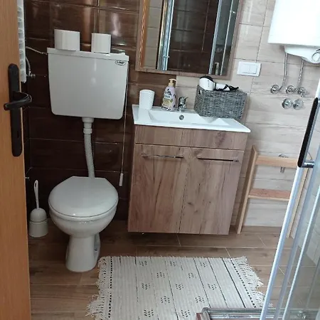 Njih Tri Jelova Gora דירה Užice