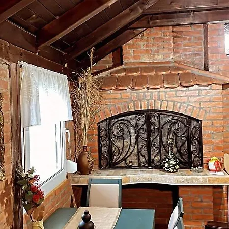 Njih Tri Jelova Gora דירה *